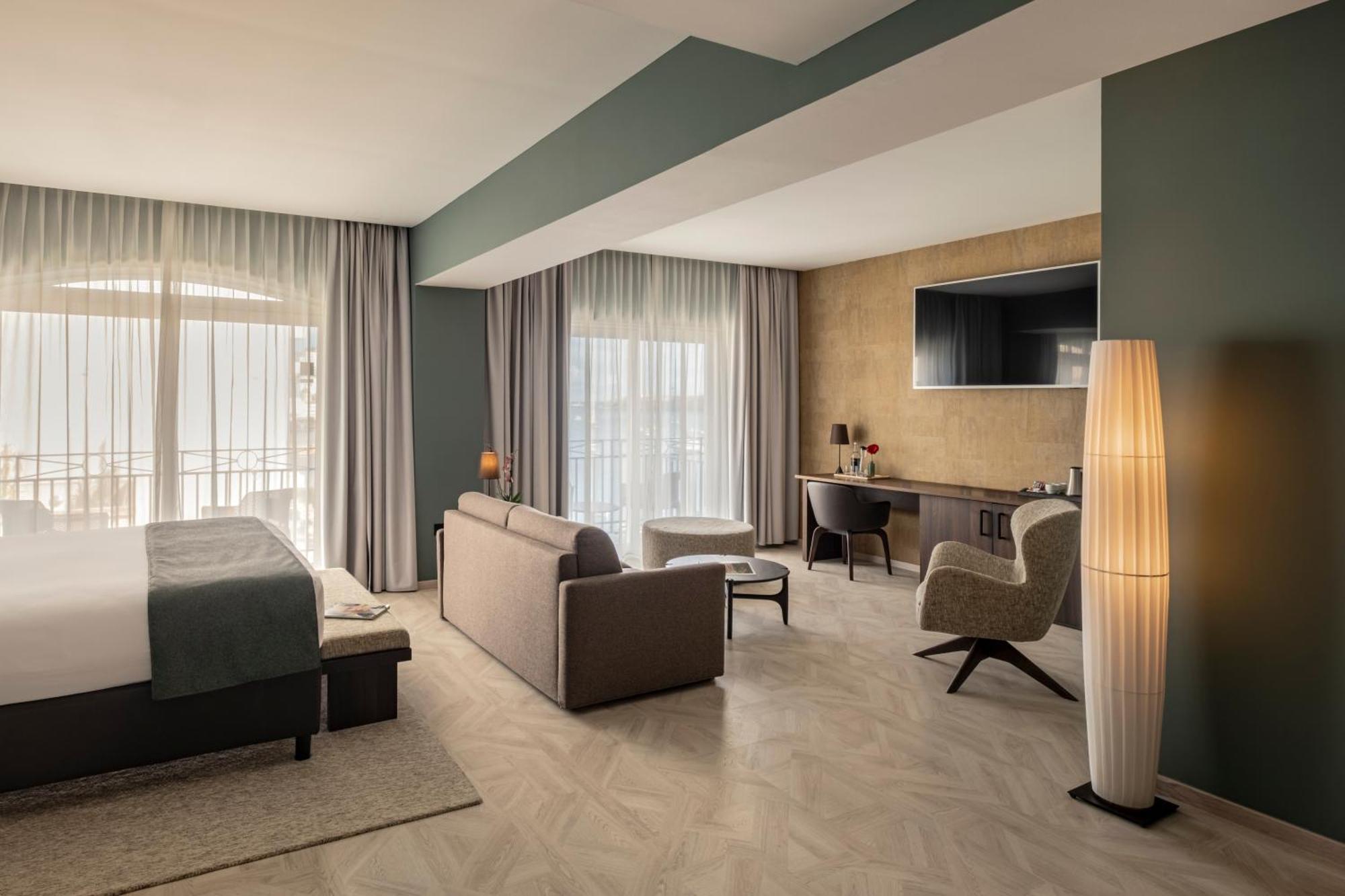 Hotel Waterfront